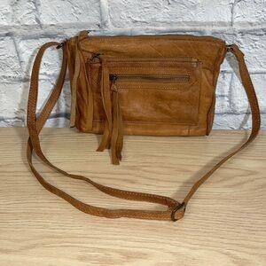 Day& Mood Anni Genuine leather Crossbody Purse